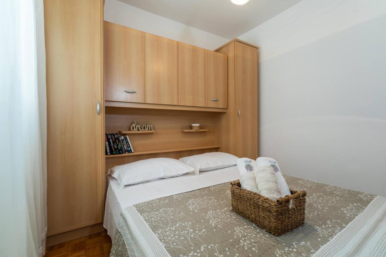 Appartamento Sunny House Korčula Esterno foto